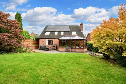 4 bedroom detached house for sale, Taylors Lane, Stubwood, ST14