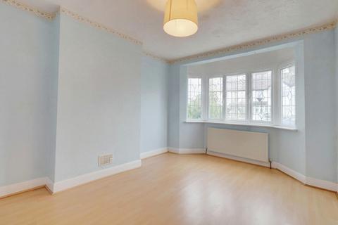 13 Alton Gardens, Southend-on-sea, SS2 6QU