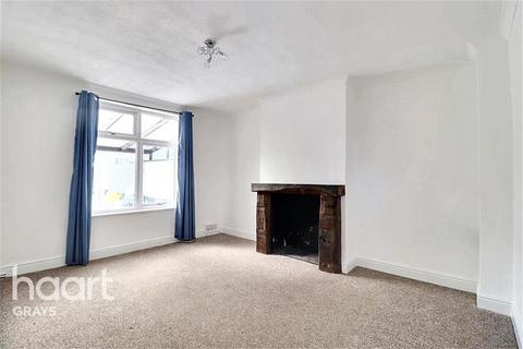 3 bedroom semi-detached house to rent, Wood Avenue, Purfleet