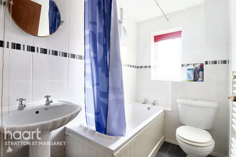 6 Pearce Close, Swindon, SN2 7SW