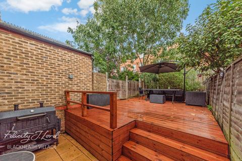 2 bedroom terraced house for sale, Howerd Way, London