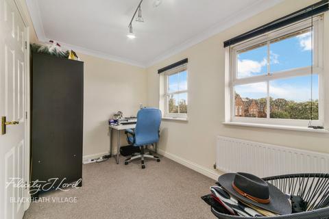 2 bedroom terraced house for sale, Howerd Way, London