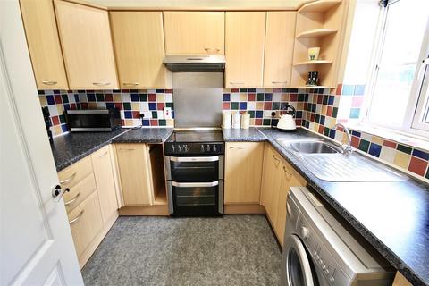 2 bedroom apartment for sale, Ridge Green, Shaw