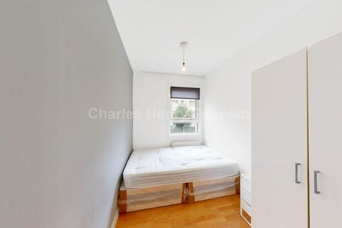 3 bedroom apartment to rent, Hornsey Road, Holloway, N7