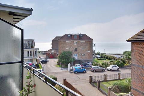 2 bedroom apartment for sale, St Catherines Road, Bournemouth BH6