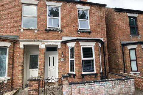 3 bedroom end of terrace house for sale, Lovewell Road, Gorleston,