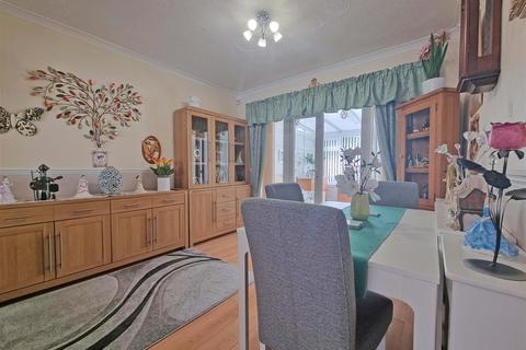 60 Arundel Road, Birmingham, B14 5UD