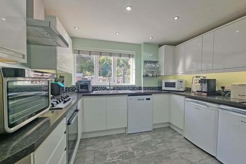 60 Arundel Road, Birmingham, B14 5UD