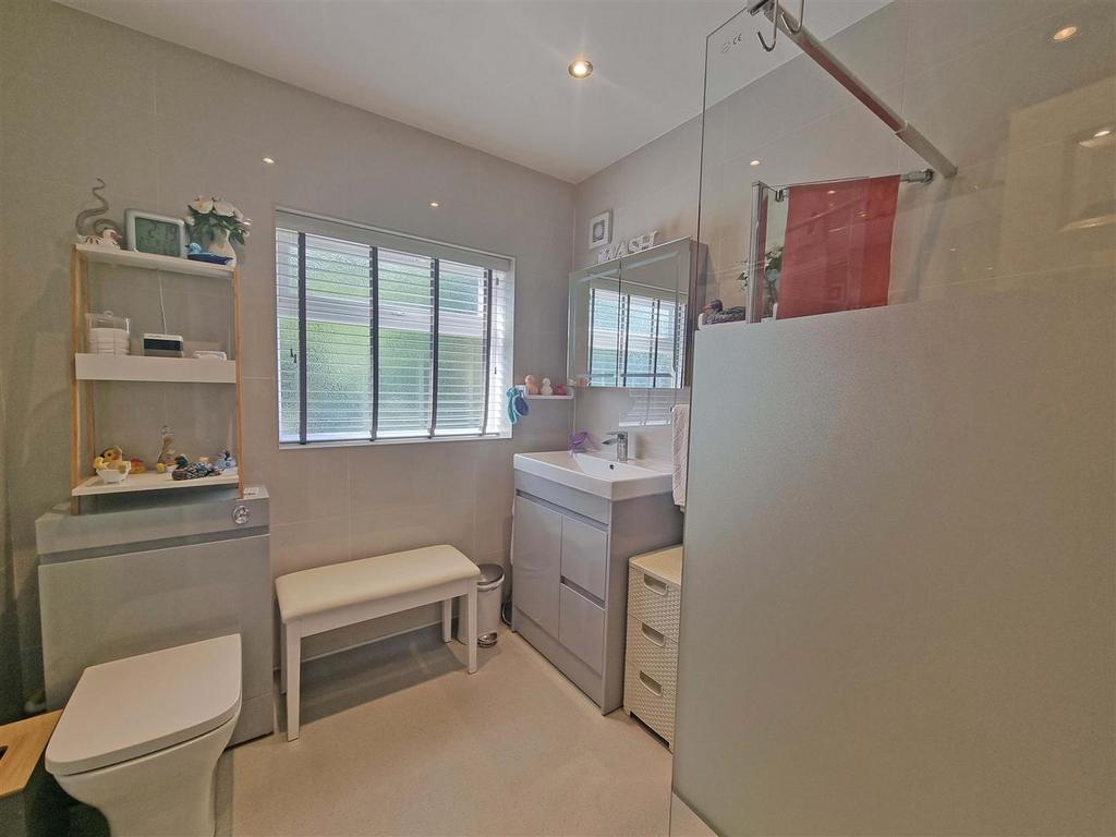 Refitted wet room