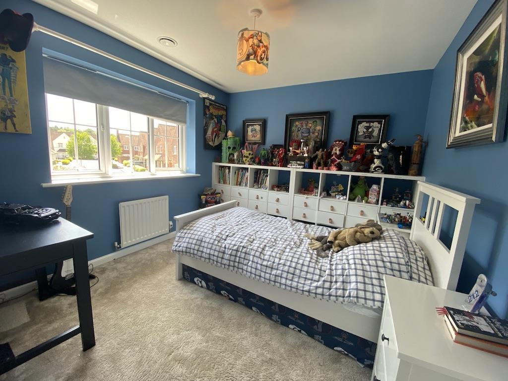 23 - Bedroom 3.jpg