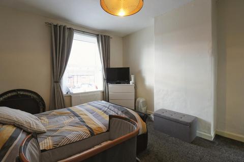 2 bedroom end of terrace house for sale, Nora Road, Bramley, Leeds, West Yorkshire, LS13