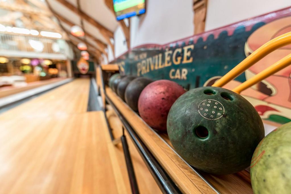 Bowling Lane