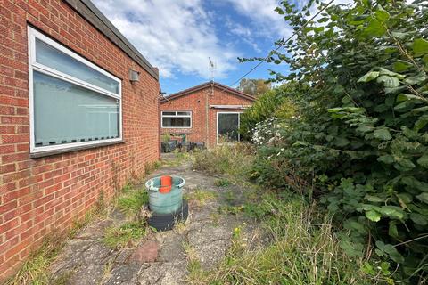 4 Reading Close, Walmer, Deal, CT14 7RD
