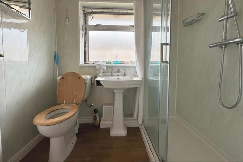 4 Reading Close, Walmer, Deal, CT14 7RD