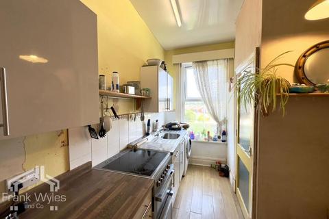 6 bedroom semi-detached house for sale, Blackpool Road, Lytham St. Annes, Lancashire, FY8 4EH