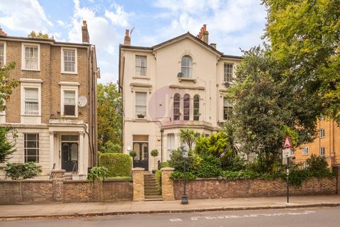 4b Carlton Vale, London, NW6 5EE