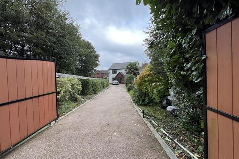 3 bedroom detached house for sale, Penderyn Road, Aberdare CF44