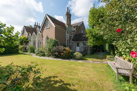 4 bedroom house for sale, Dover Road, Walmer, Deal, CT14