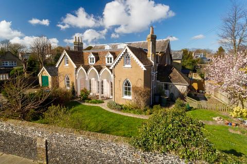 4 bedroom house for sale, Dover Road, Walmer, Deal, CT14