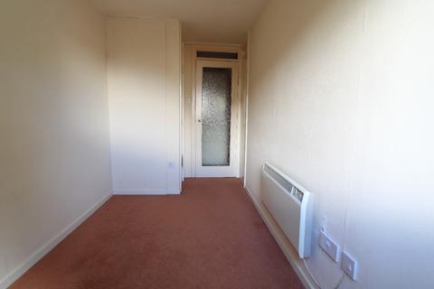 2 bedroom flat to rent, Carmichael Street, Angus DD3