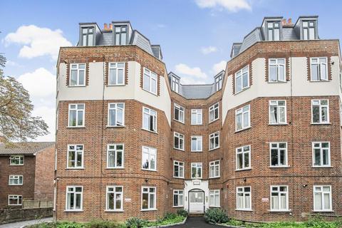 2 bedroom flat for sale, Kings Avenue, Clapham