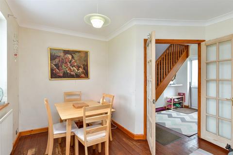 132 Bexhill Road, Brighton, BN2 6QA
