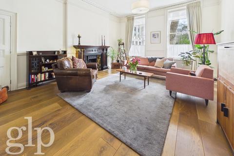 3 bedroom flat to rent, Bloomsbury Square, Bloomsbury, WC1A