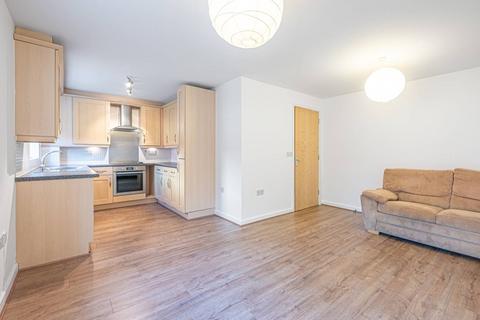 2 bedroom flat for sale, Lancaster Road, East Barnet, Barnet, EN4