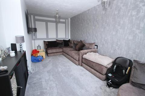 10 Boothroyd Drive, Bradford, BD10 8LU