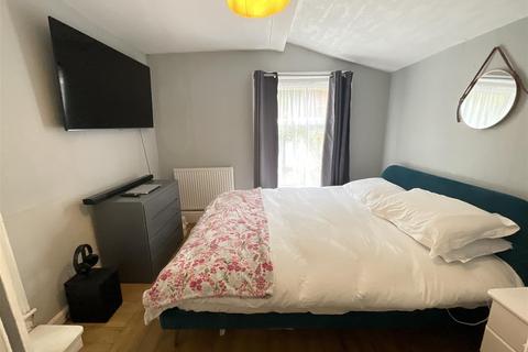 76 Longwestgate, Scarborough, YO11 1RG