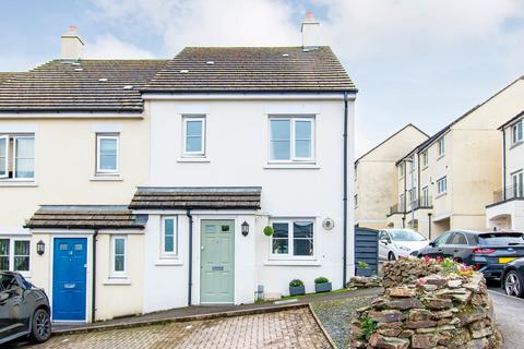 3 bedroom end of terrace house for sale, Jago Close, Liskeard, PL14