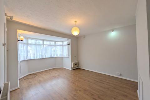 10 Park Way, Feltham, TW14 9DJ