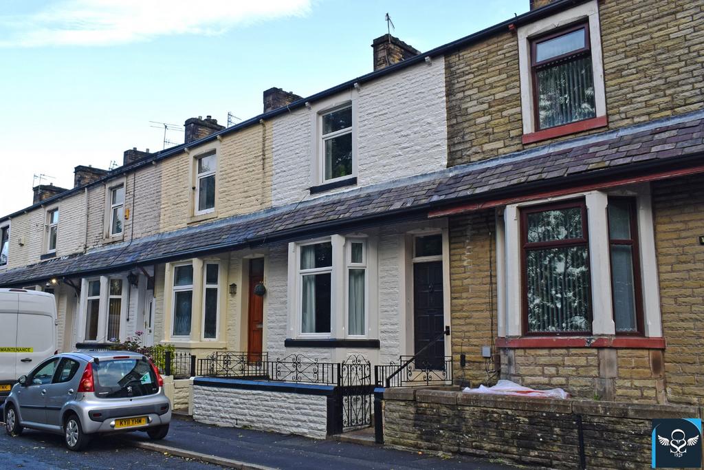 Browhead Road, Burnley 3 bed terraced house for sale £100,000
