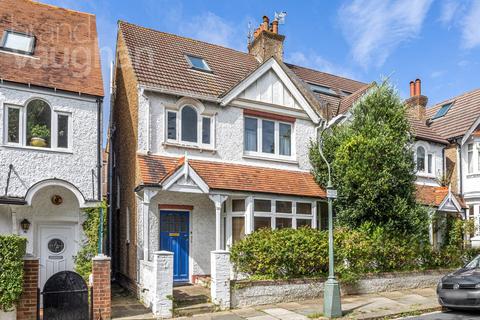 2 bedroom flat to rent, Silverdale Road, Hove, East Sussex, BN3