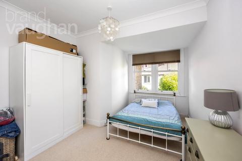 2 bedroom flat to rent, Silverdale Road, Hove, East Sussex, BN3