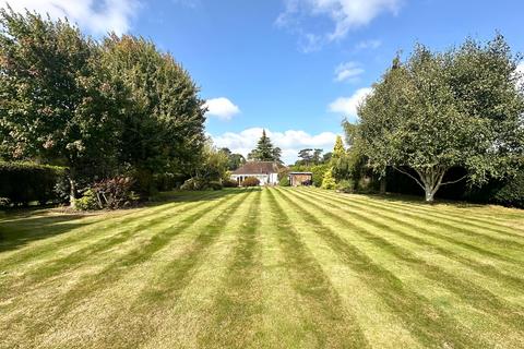 3 bedroom detached bungalow for sale, Church Street, Bovingdon HP3