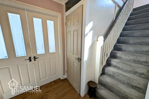 3 bedroom semi-detached house for sale, Beechwood Avenue, Cwmdare, Aberdare