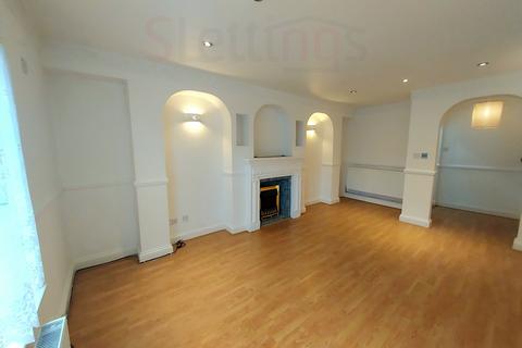 2 bedroom apartment to rent, Church Road Hendon