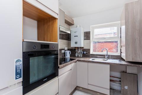 2 bedroom terraced house for sale, Lonsdale Road, Bolton, Greater Manchester, BL1 4PW