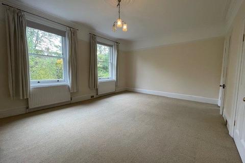 2 bedroom flat to rent, Daleham Gardens, Hampstead NW3