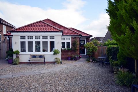 68 Cornmoor Road, Whickham, Newcastle Upon Tyne, NE16 4PY