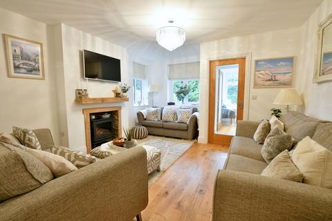 68 Cornmoor Road, Whickham, Newcastle Upon Tyne, NE16 4PY