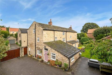 4 bedroom detached house for sale, High Street, South Milford