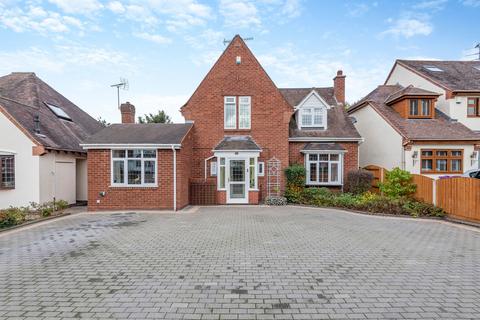 3 bedroom detached house for sale, Meadow Road, FINCHFIELD