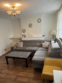 2 bedroom flat to rent, 2 Bedroom Flat For Rent London, N15