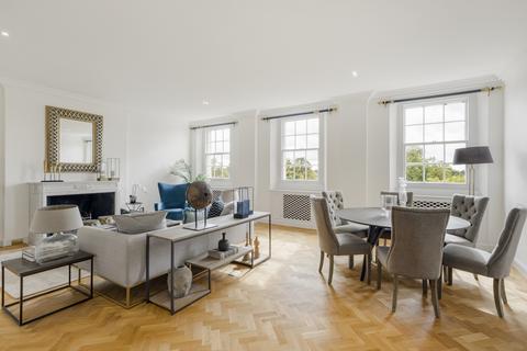 5 bedroom apartment to rent, Hyde Park Gardens, London W2