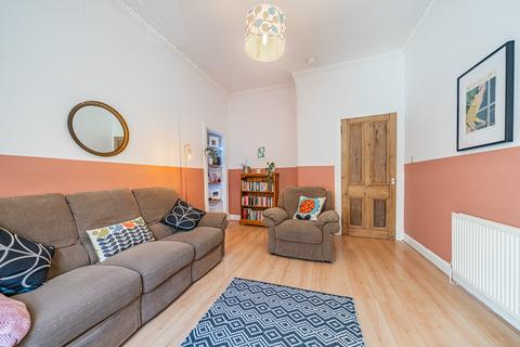 2 bedroom flat for sale, Prince Edward Street, Flat 0/1, Queens Park, Glasgow, G42 8LY