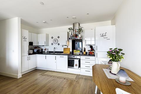 1 bedroom flat to rent, Blashill Court,  Pomfret Place, London E14