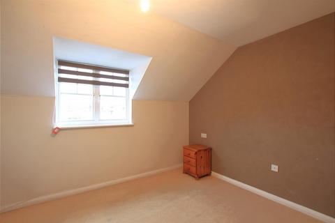 2 bedroom terraced house to rent, Garrison Close, Hounslow TW4