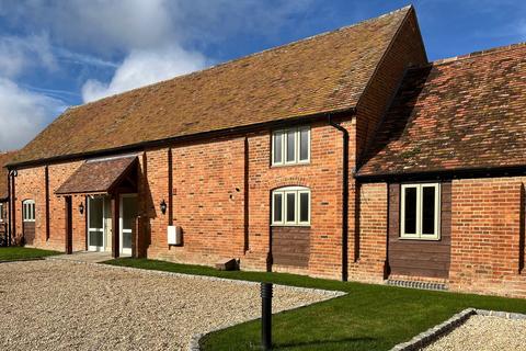 4 bedroom barn conversion for sale, Buckingham Road, Weedon HP22